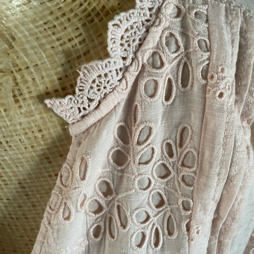Sundance eyelet baby pink shirt NWT - Picture 3 of 7